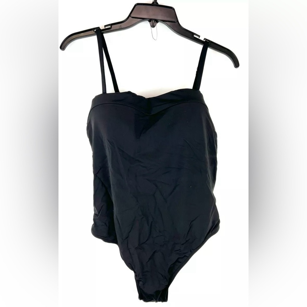 Sunsets Women’s Black Built In Bra One Piece Swimsuit Size Large